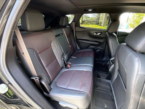 Used 2022 Chevrolet Blazer RS w/ Enhanced Convenience Package FWD image 28