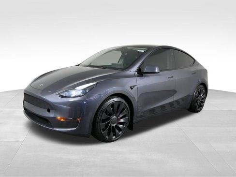 Used 2023 Tesla Model Y Performance AWD/4WD image 5