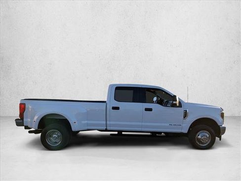 Used 2019 Ford F350 XLT AWD/4WD image 4