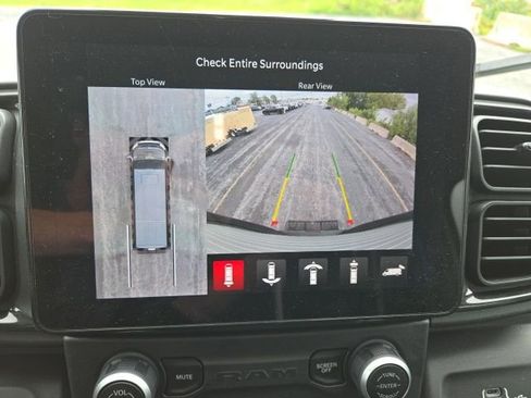 Used 2024 RAM ProMaster 3500 w/ Delivery Van Package image 29