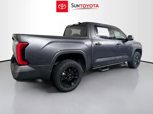 Used 2023 Toyota Tundra SR5 w/ SR5 Convenience Package AWD/4WD image 4
