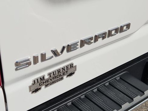Used 2024 Chevrolet Silverado 2500 LTZ w/ LTZ Texas Edition AWD/4WD image 12