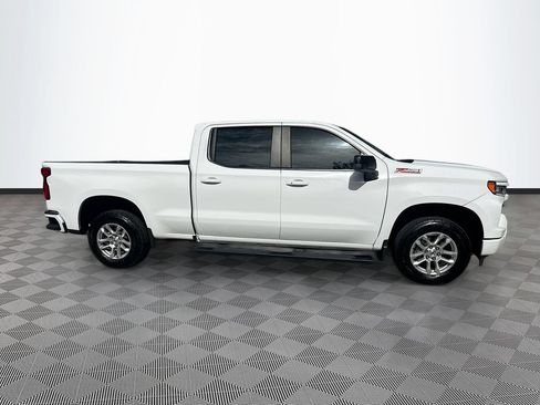 Used 2024 Chevrolet Silverado 1500 RST w/ Z71 Off-Road Package AWD/4WD image 5