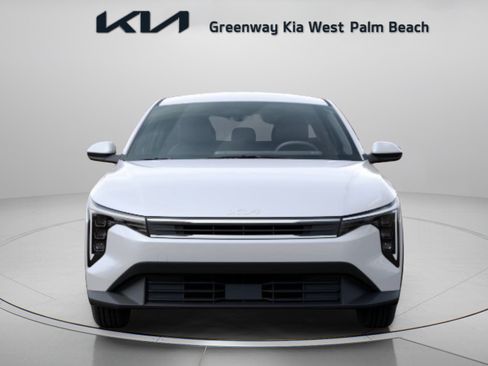 New 2026 Kia K4 FWD image 2