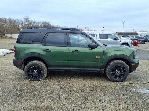 Used 2025 Ford Bronco Sport Badlands image 2