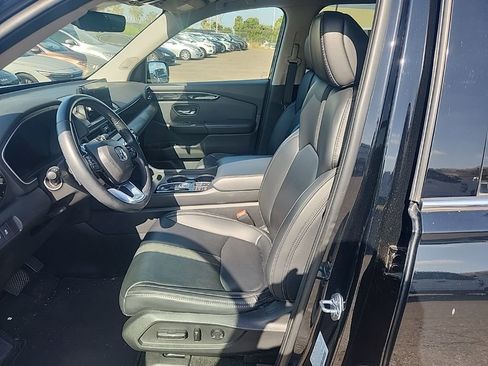 Used 2023 Honda Pilot Touring image 20