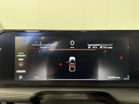 Used 2024 Nissan Ariya AWD image 19