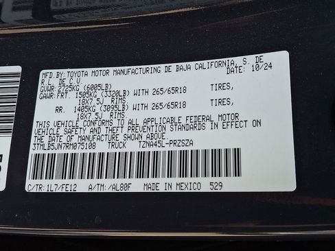 Used 2024 Toyota Tacoma TRD Sport AWD/4WD image 24