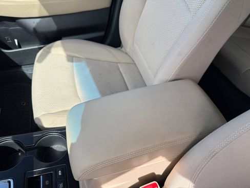 Used 2019 Subaru Outback 2.5i Premium image 14