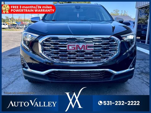 Used 2020 GMC Terrain Denali w/ Denali Premium Package AWD/4WD image 11