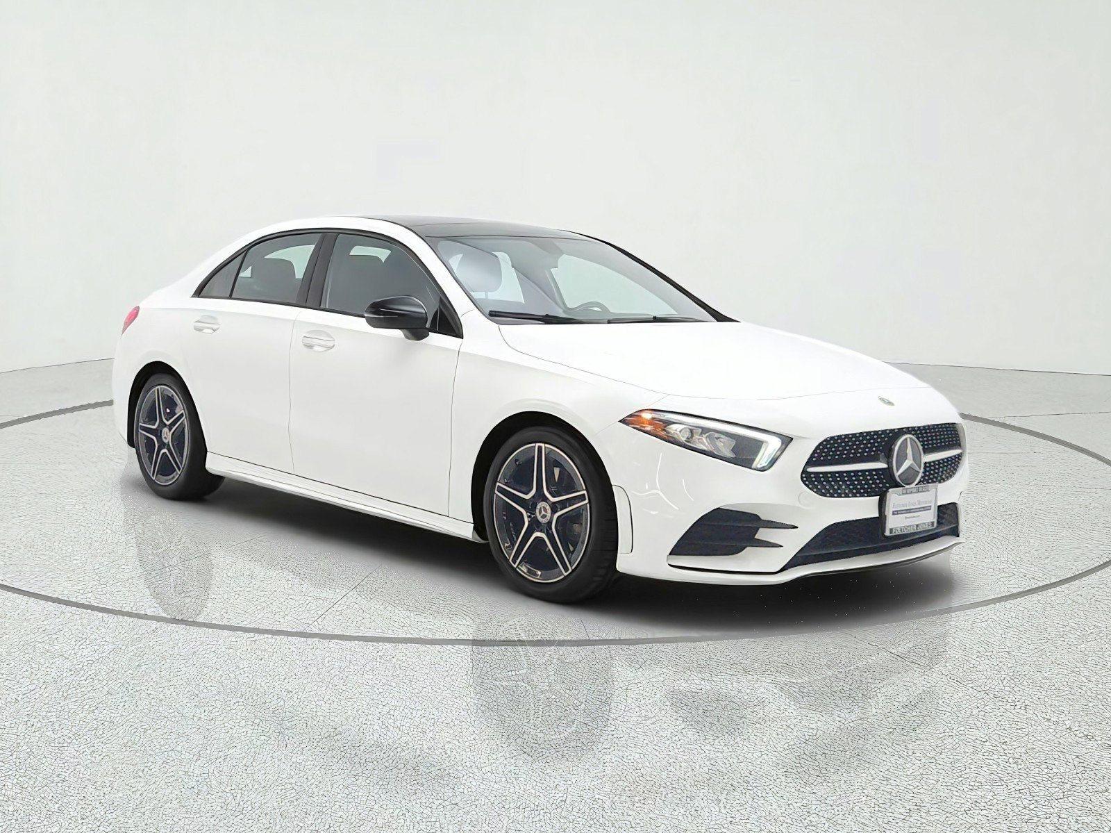 Used 2022 Mercedes-Benz A 220 4MATIC image 3
