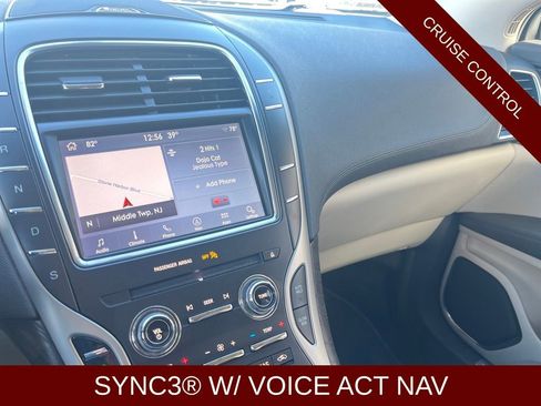 Used 2020 Lincoln Nautilus Reserve image 15