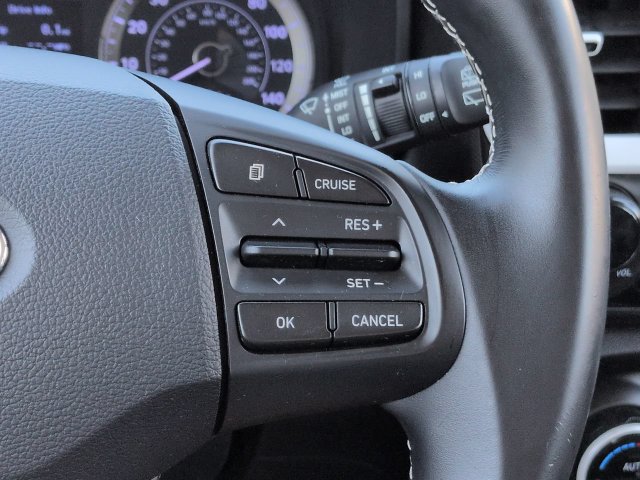 Used 2022 Hyundai Venue Limited FWD image 26