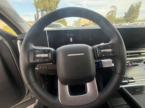 Used 2026 Hyundai Santa Fe SEL FWD image 23