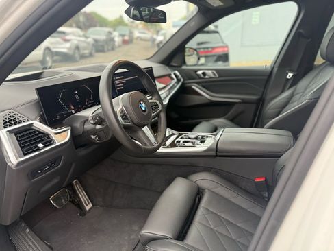 Used 2025 BMW X5 xDrive40i AWD/4WD image 15