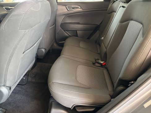 Used 2025 Kia Sportage LX FWD image 23