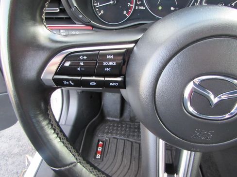 Used 2025 MAZDA MAZDA3 2.5 S Hatchback w/ Premium Pkg image 15