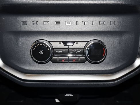 New 2025 Ford Expedition Tremor image 14