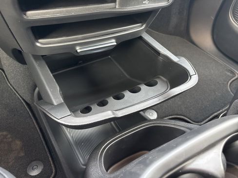 New 2026 Chrysler Voyager LX image 20