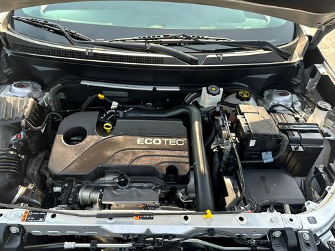 Used 2021 Chevrolet Equinox LT image 48