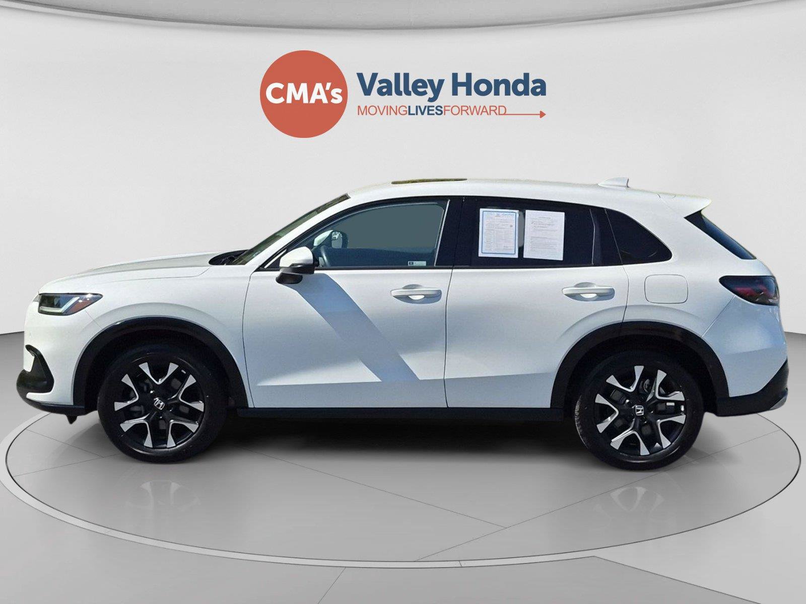 Certified 2026 Honda HR-V EX-L image 2