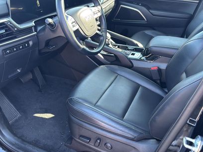 Used 2025 Kia Telluride S