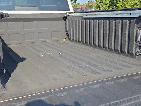 Used 2023 RAM 2500 Limited image 9