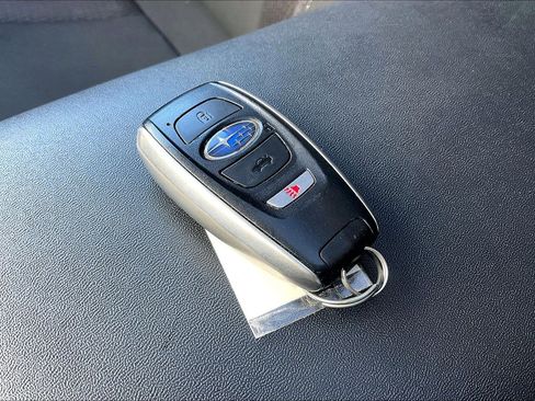 Used 2021 Subaru Outback Premium image 14