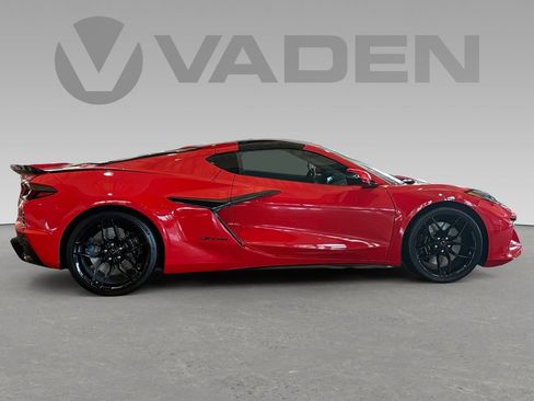 New 2025 Chevrolet Corvette Z06 image 7