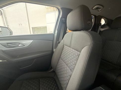 Used 2020 Chevrolet Blazer LT FWD image 26