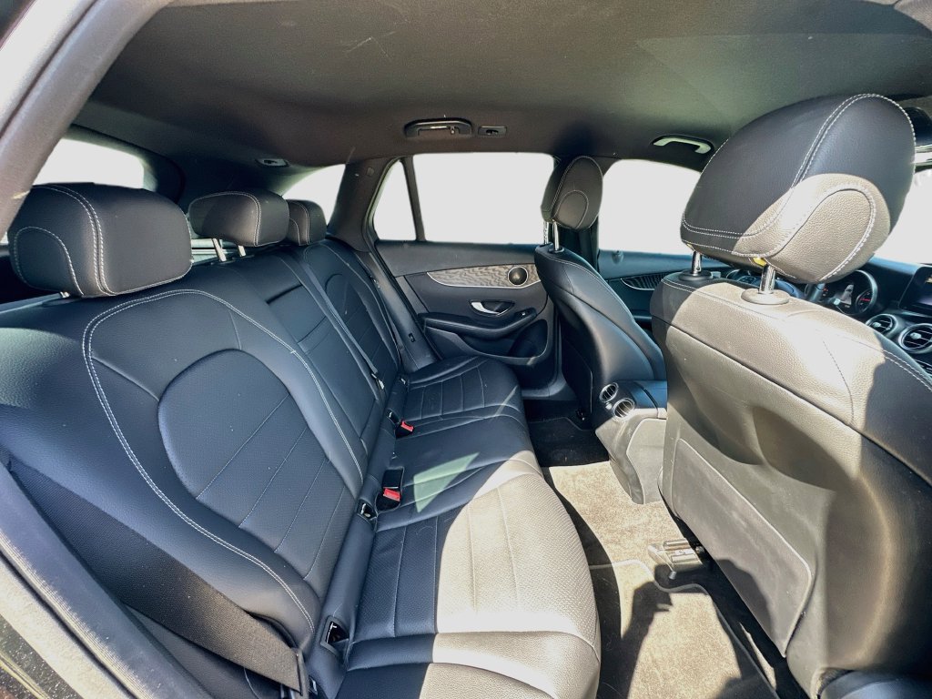 Used 2018 Mercedes-Benz GLC 300 4MATIC image 27