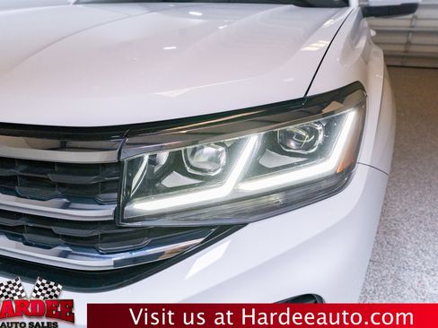 Used 2021 Volkswagen Atlas SEL FWD image 8