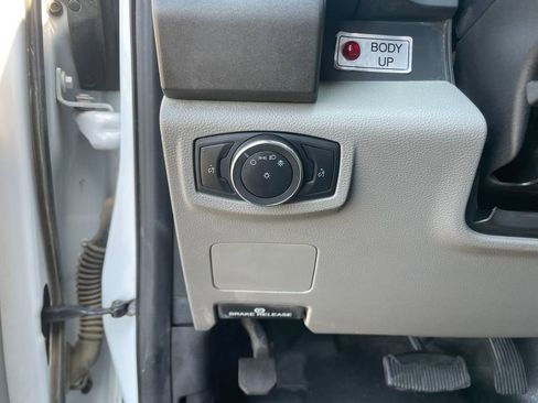 Used 2020 Ford F550 4x4 Regular Cab Super Duty w/ Power Equipment Group image 14
