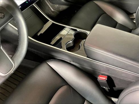 Used 2018 Tesla Model 3 Mid Range RWD image 17