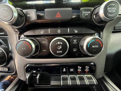 Used 2021 RAM 1500 Big Horn w/ Built-to-serve Edition AWD/4WD image 31