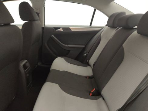 Used 2017 Volkswagen Jetta S FWD image 18