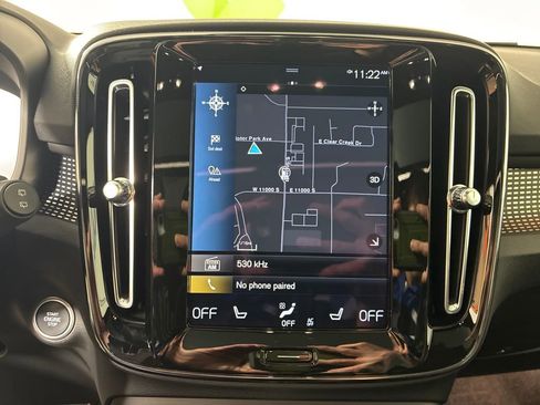 Used 2021 Volvo XC40 T5 R-Design w/ Advanced Package image 22