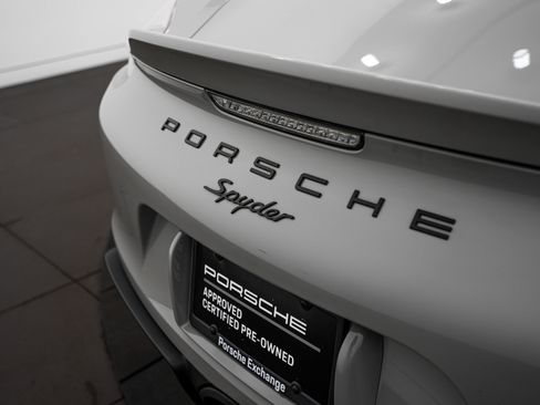 Certified 2016 Porsche Boxster Spyder RWD image 24