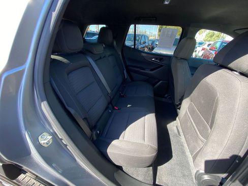 Used 2025 Chevrolet Equinox LT image 39