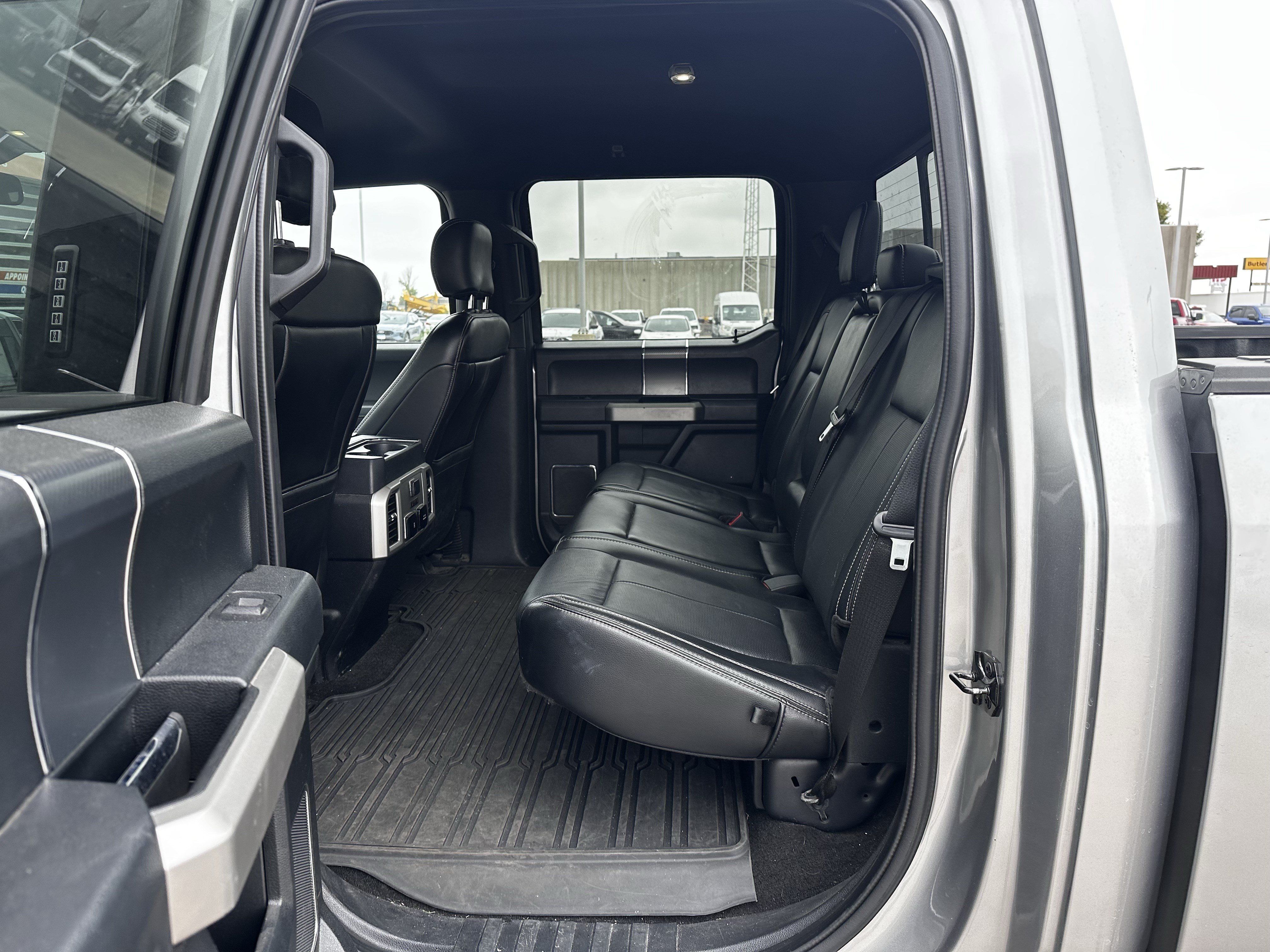 Used 2020 Ford F150 Lariat w/ Equipment Group 502A Luxury AWD/4WD image 9
