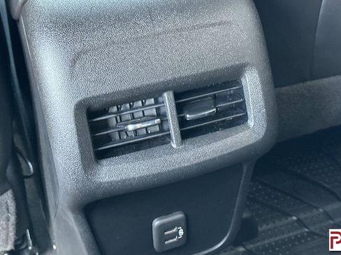 Certified 2022 Chevrolet Equinox RS w/ RS Leather Package image 14