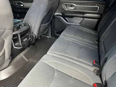 Used 2023 RAM 1500 Big Horn AWD/4WD image 4