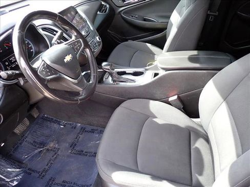 Used 2021 Chevrolet Malibu LT w/ Midnight Edition image 9