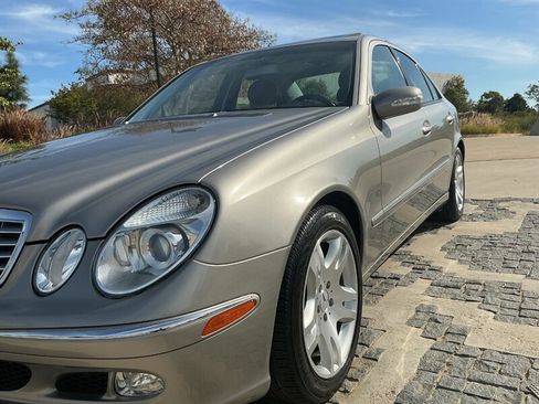 Used 2003 Mercedes-Benz E 500 Sedan image 8