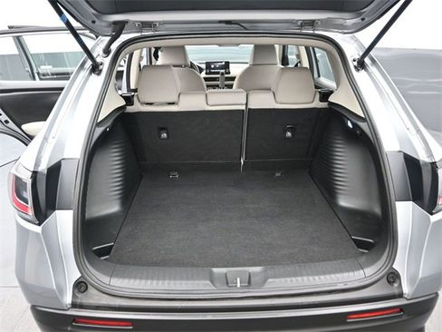 Used 2023 Honda HR-V LX image 16