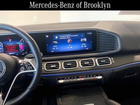 Used 2025 Mercedes-Benz GLE 350 4MATIC image 6