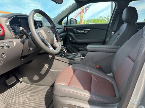 New 2025 Chevrolet Blazer RS w/ Driver Confidence II Package FWD image 9