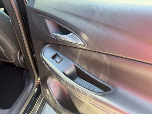 Used 2021 Buick Encore GX Essence w/ Sport Touring Package FWD image 33