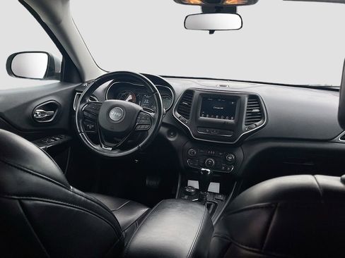 Used 2019 Jeep Cherokee Latitude Plus AWD/4WD image 22