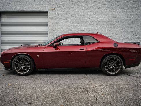 Used 2022 Dodge Challenger R/T Scat Pack w/ Shaker Package image 10